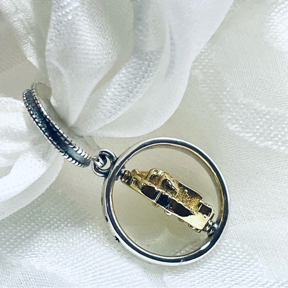 ⚡ NWOT Platform 9 3/4 & Hedwig Spinning Charm – Harry Potter ✨ - Picture 8 of 12